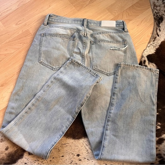 PISTOLA Keaton Buttontly High Waist Distressed Jeans
Morning Sky Blue Size 28 - Picture 8 of 9